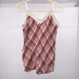 New Crochet trim Plaid Tank top shirt M